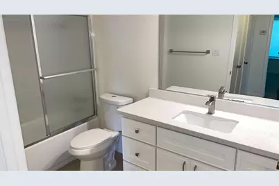 1313 Floyd Avenue #127, Modesto, CA 95355 - Photo 11