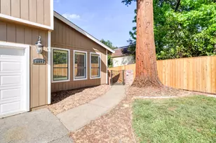 8023 Ridgeglen Way, Fair Oaks, CA 95628 - Photo 11