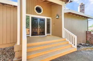 8023 Ridgeglen Way, Fair Oaks, CA 95628 - Photo 13