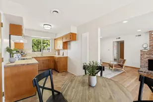 6001 S Land Park Dr, Sacramento, CA 95822 - Photo 37