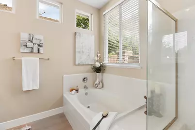 12032 Gold Pointe Lane, Gold River, CA 95670 - Photo 17