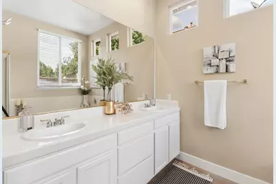 12032 Gold Pointe Lane, Gold River, CA 95670 - Photo 15