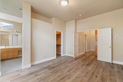 8862 Laguna Star Drive, Elk Grove, CA 95758 - Photo 13