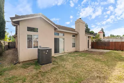 8862 Laguna Star Drive, Elk Grove, CA 95758 - Photo 27