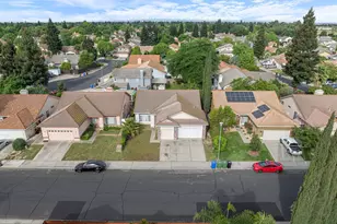 8862 Laguna Star Dr, Elk Grove, CA 95758 - Photo 33