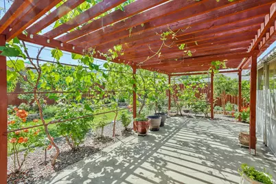 6542 Melbourne Way, Citrus Heights, CA 95621 - Photo 33