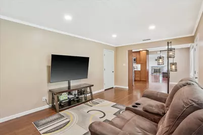 6542 Melbourne Way, Citrus Heights, CA 95621 - Photo 11