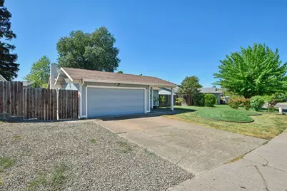 8206 Summerplace Drive, Citrus Heights, CA 95621 - Photo 3