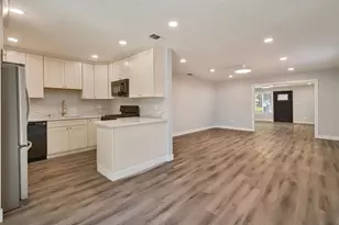 881 Reuter Dr, West Sacramento, CA 95605 - Photo 13