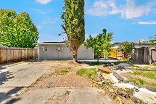 881 Reuter Dr, West Sacramento, CA 95605 - Photo 37
