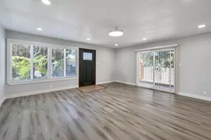 881 Reuter Dr, West Sacramento, CA 95605 - Photo 5