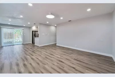 881 Reuter Drive, West Sacramento, CA 95605 - Photo 9