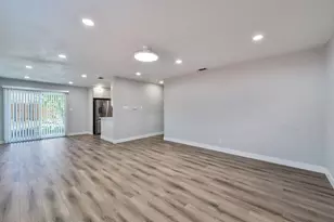 881 Reuter Dr, West Sacramento, CA 95605 - Photo 9