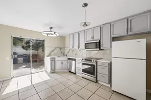 2104 Sharon Way, Modesto, CA 95350 - Photo 9