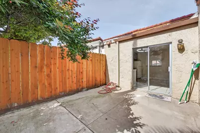 2104 Sharon Way, Modesto, CA 95350 - Photo 25