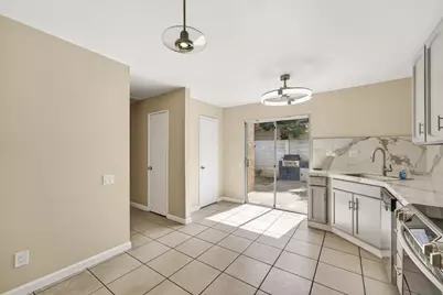2104 Sharon Way, Modesto, CA 95350 - Photo 13