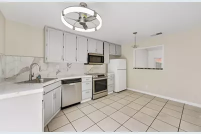 2104 Sharon Way, Modesto, CA 95350 - Photo 11