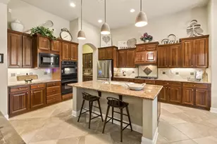 9388 Secretariat Ln, Elk Grove, CA 95624 - Photo 3