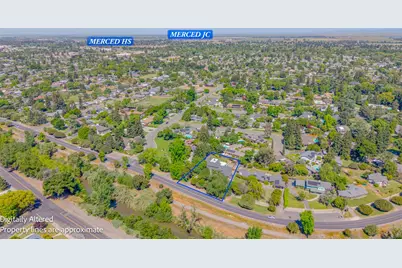 1035 E North Bear Creek Drive, Merced, CA 95340 - Photo 13