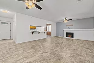 6324 Matterhorn Dr, Sacramento, CA 95842 - Photo 9