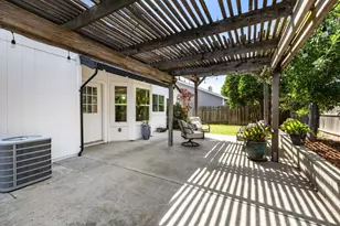 8528 Carlin Ave, Sacramento, CA 95823 - Photo 39
