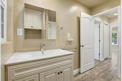 5905 65th Street, Sacramento, CA 95824 - Photo 15