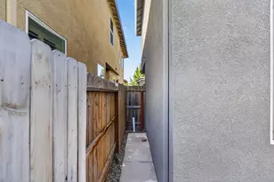 8347 Frontera, Sacramento, CA 95829 - Photo 37