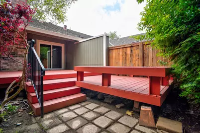 1215 Spruce Tree Circle, Sacramento, CA 95831 - Photo 23