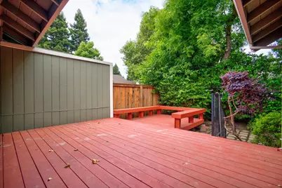 1215 Spruce Tree Circle, Sacramento, CA 95831 - Photo 21