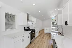10716 Davis Rd, Stockton, CA 95209 - Photo 9