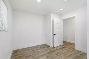 10716 Davis Rd, Stockton, CA 95209 - Photo 15