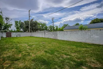 417 Maple Street, Modesto, CA 95351 - Photo 9