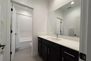 1557 Huntington Way, Lathrop, CA 95330 - Photo 21