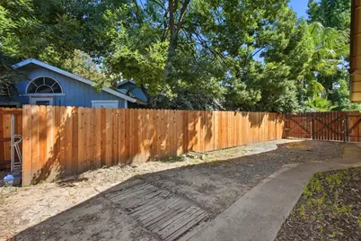 9169 Falcon Creek Circle, Elk Grove, CA 95624 - Photo 29