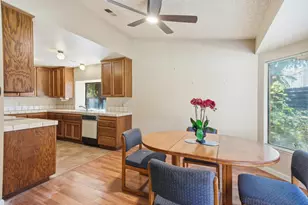 9169 Falcon Creek Cir, Elk Grove, CA 95624 - Photo 17