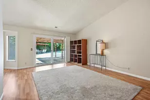 9169 Falcon Creek Cir, Elk Grove, CA 95624 - Photo 31