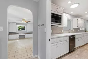 1220 Rickey Dr, Yuba City, CA 95991 - Photo 17