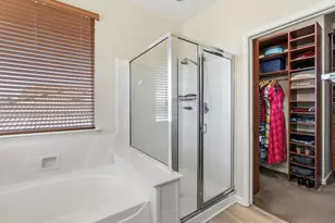 9044 Wharton Way, Elk Grove, CA 95624 - Photo 11