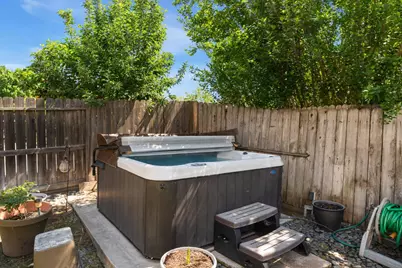 9044 Wharton Way, Elk Grove, CA 95624 - Photo 41