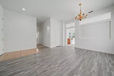 9721 Sand Hollow Way, Elk Grove, CA 95757 - Photo 7