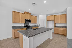 9979 Common Yarrow Wy, Sacramento, CA 95829 - Photo 3