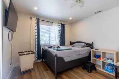 8248 Sunbird Way, Sacramento, CA 95823 - Photo 39