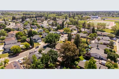 8248 Sunbird Way, Sacramento, CA 95823 - Photo 15