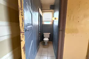 230 W 18th St, Merced, CA 95340 - Photo 15