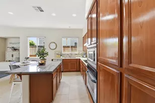 1733 Klamath Rd, West Sacramento, CA 95691 - Photo 59
