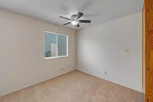 9063 Pinata Way, Sacramento, CA 95826 - Photo 13