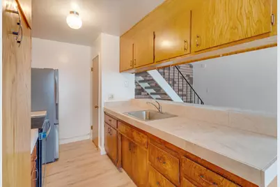 9063 Pinata Way #2, Sacramento, CA 95826 - Photo 9