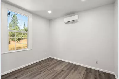 716 Railroad Flat Road, Mokelumne Hill, CA 95245 - Photo 19