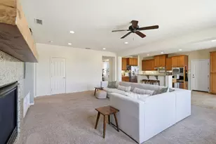 933 Abbotsford Ct, Plumas Lake, CA 95961 - Photo 9