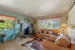 10450 Walnut Grove Rd, Thornton, CA 95686 - Photo 15